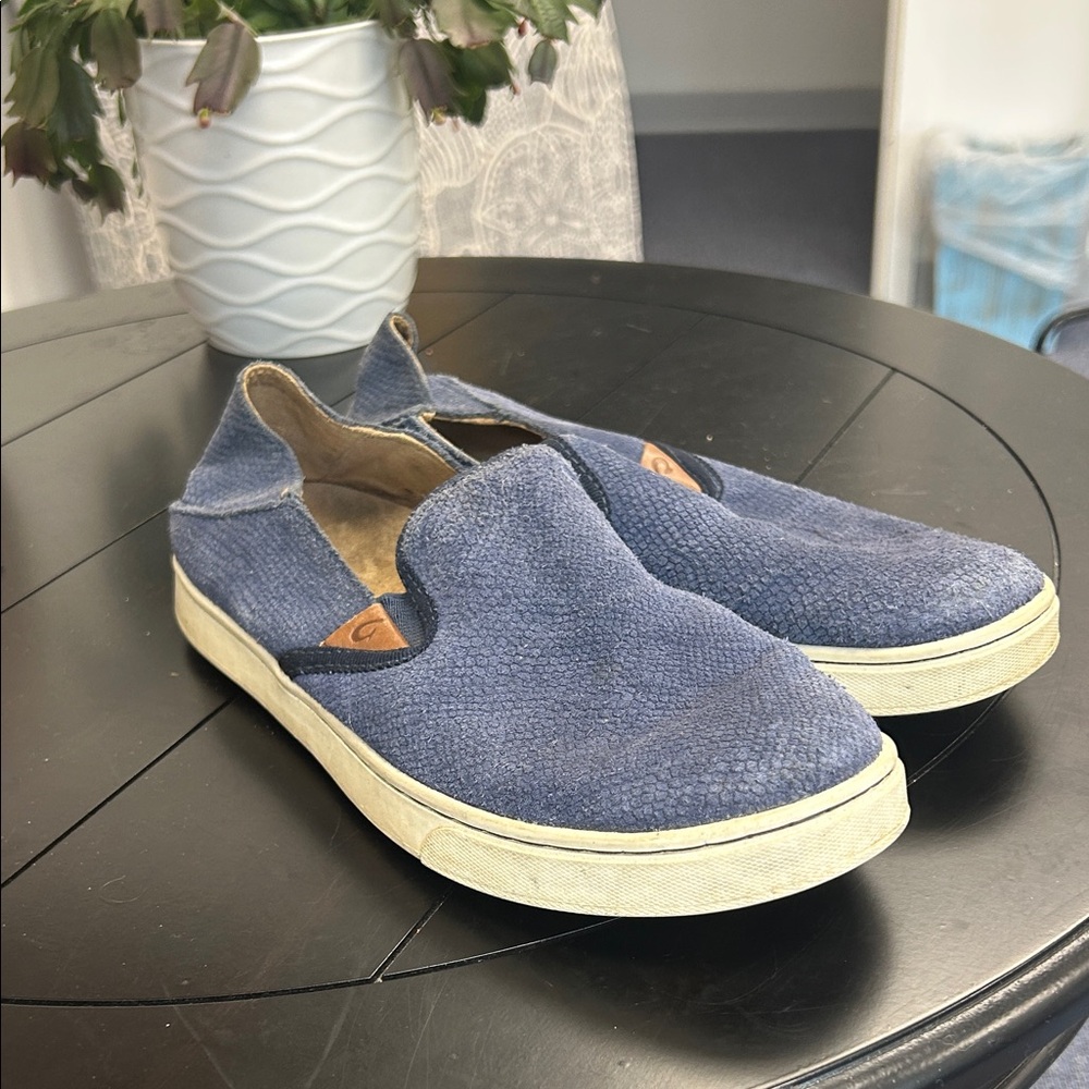 OluKai Women’s Navy Blue Slip-On Loafers 7.5